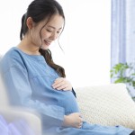 矯正中に妊娠した場合は治療継続可能か　歯列矯正途中での妊娠について